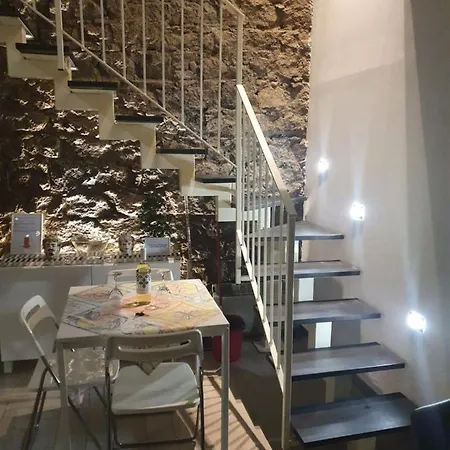 Loft Lava Stone Catania